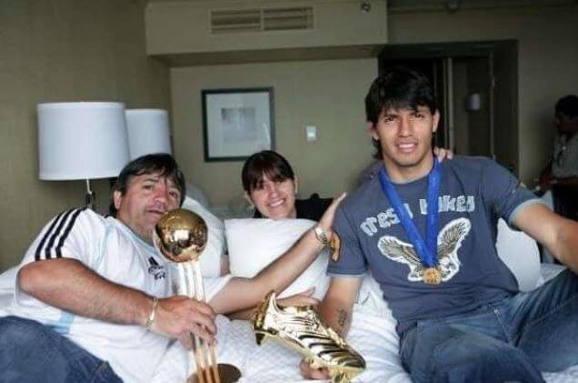 Adriana Aguero's husband, Leonel Del Castillo, with her son, Sergio Aguero, and daughter, Jessica.